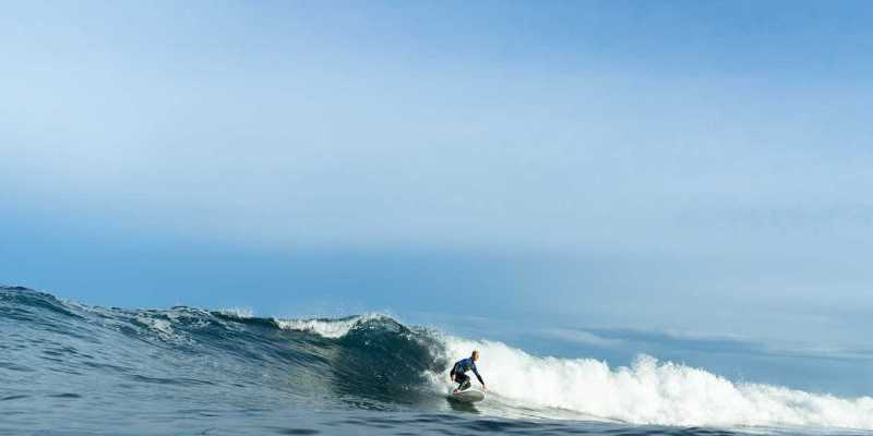 Surfer cover
